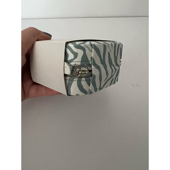 NEW Milly Zip-Around Jewelry Case Blue White Zebra | Compact Travel Organizer - Picture 4 of 6